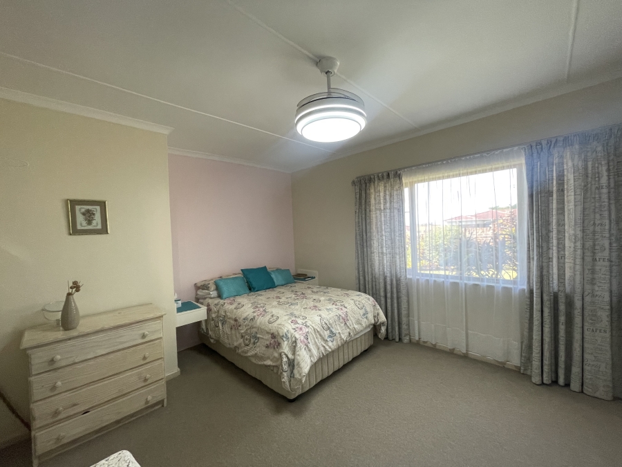 4 Bedroom Property for Sale in Saxilby Eastern Cape